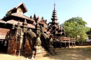 Bagan Yoke Sone Kyaung (Best Instagram spot in Bagan)